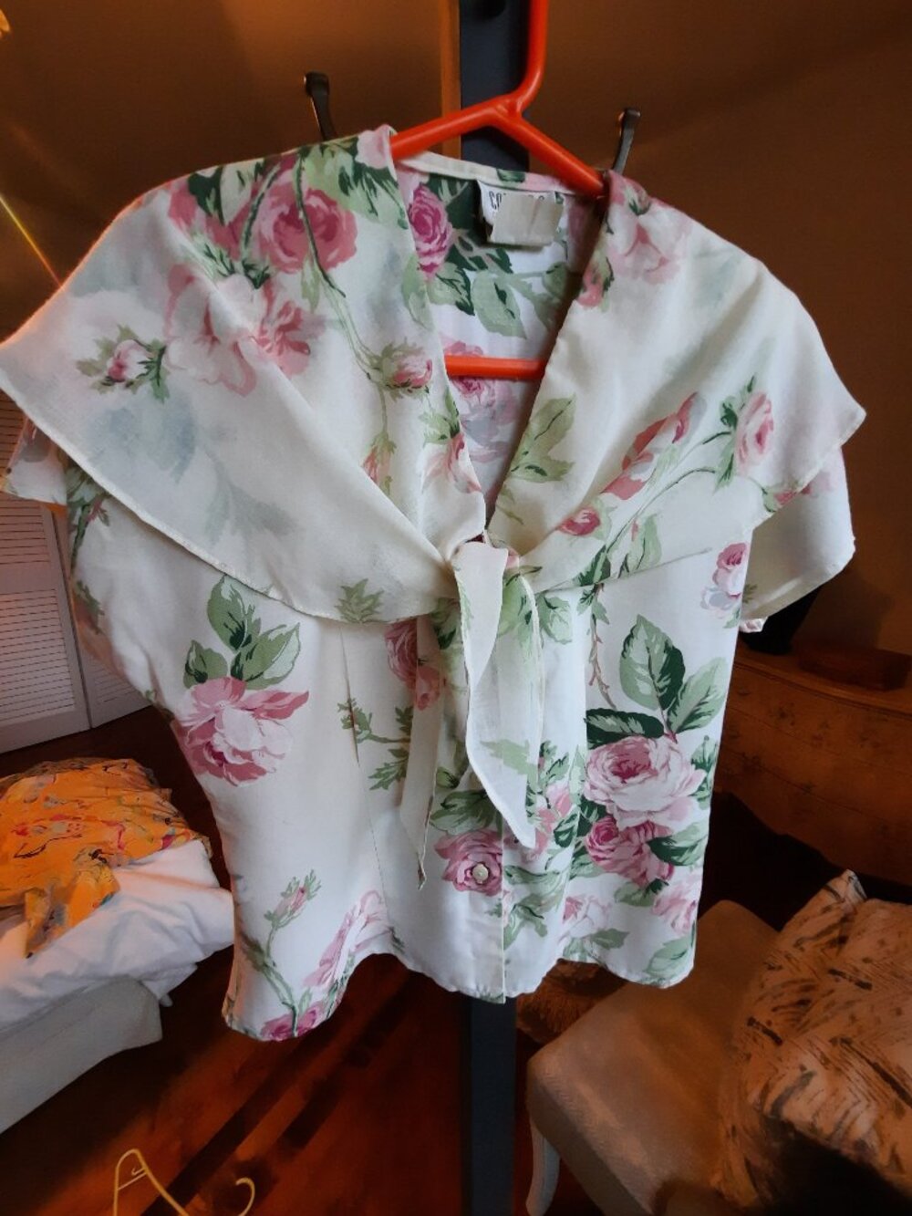 Vintage Conrad C. Collection, feminine and romantic blouse - Picture 2 of 9